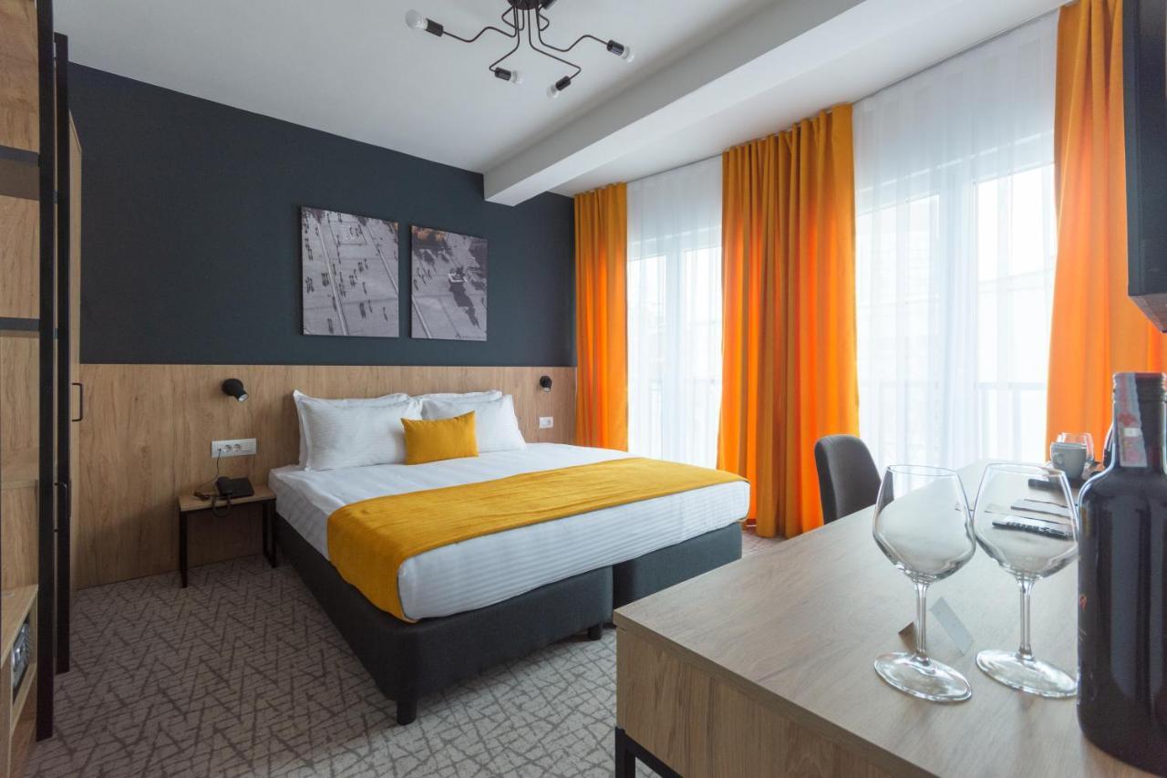 City Inn Pristina Exterior foto
